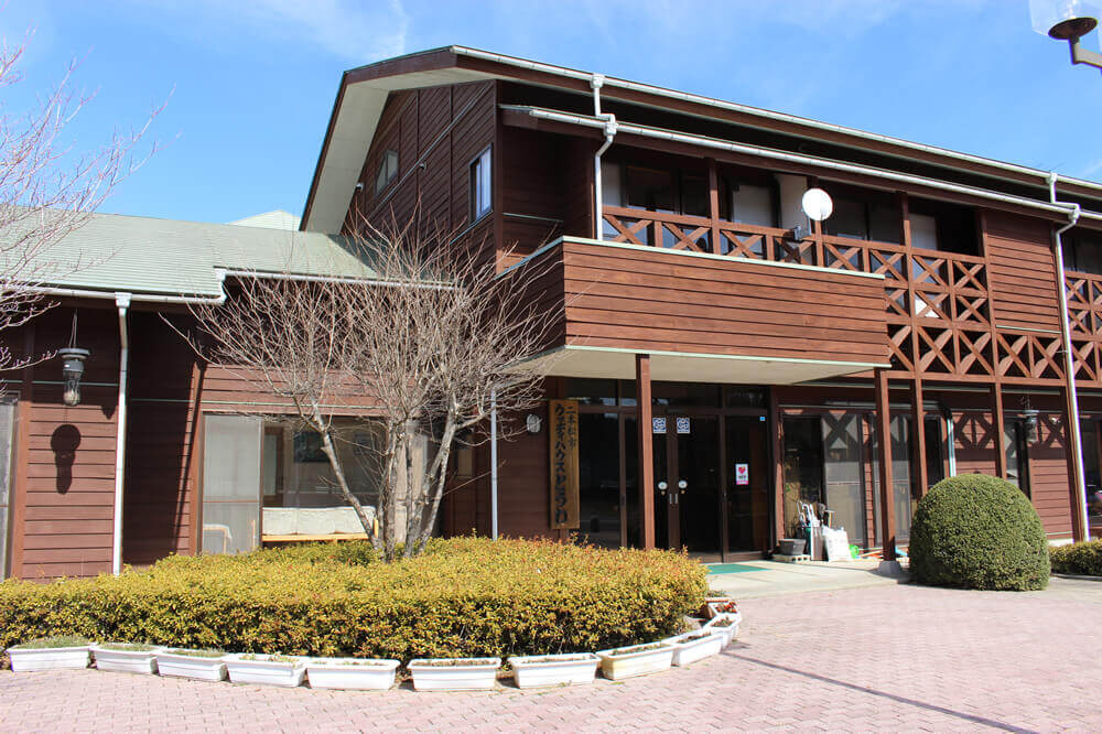 ウッディハウスとうわ